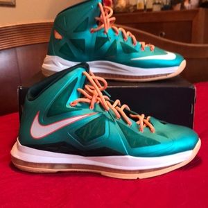 Nike Lebron 10 Miami hurricanes